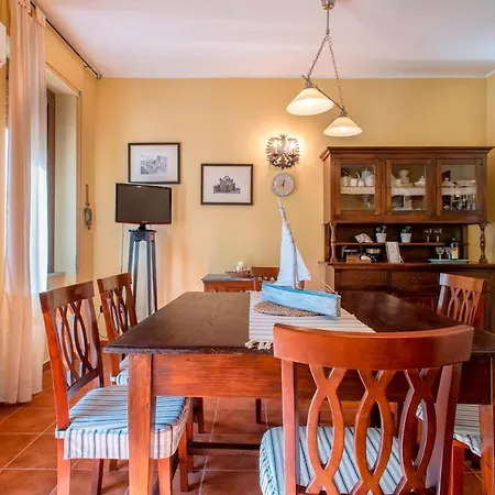 Sardinia Re - Foscolo 8 Apartamento