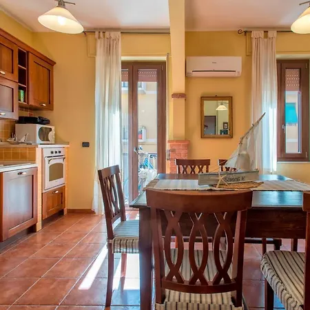Sardinia Re - Foscolo 8 Appartamento