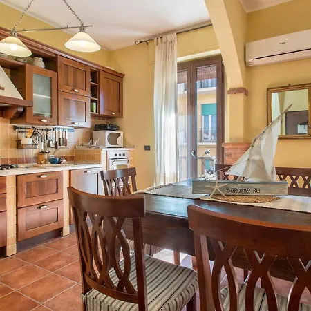 아파트 Sardinia Re - Foscolo 8 *