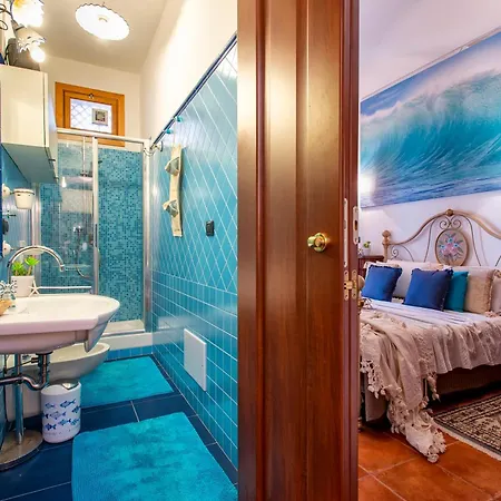 Sardinia Re - Foscolo 8 אלגהרו